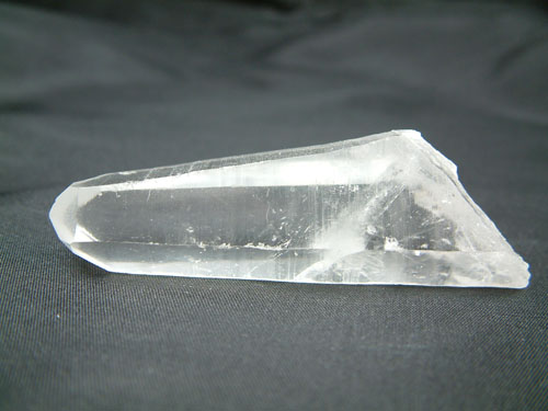 Cristal � laser � - Pointe brute du Br�sil - 10 cm