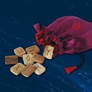 Jeu de Runes en bois