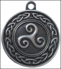 Pendentif celtique - Triskell avec noeuds celtiques - Etain pati